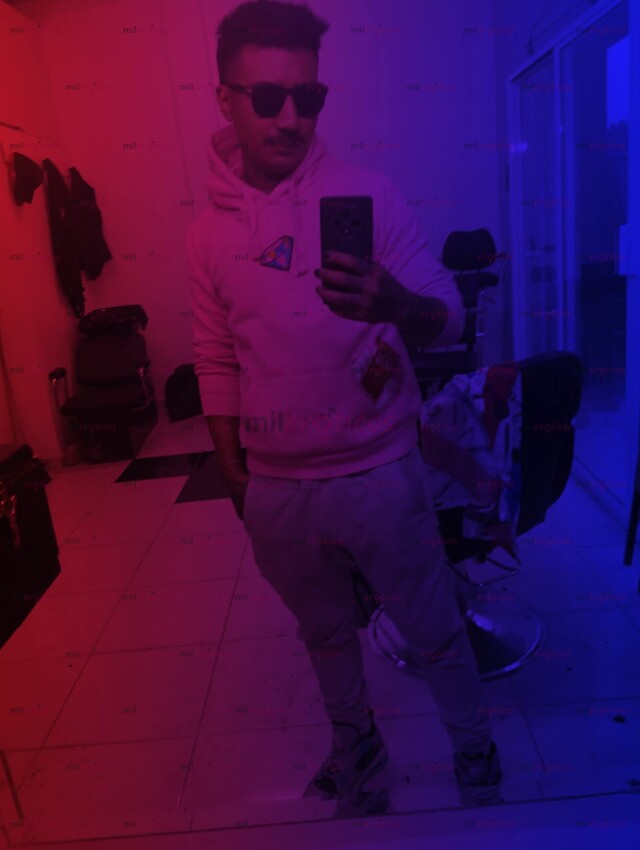 FOTOS DE CACHONDO DIECIOCHOCM DISCRETO & EDUCADO CON GANAS DE COGER