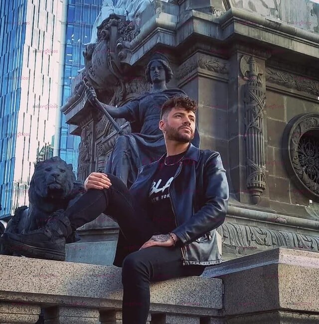 FOTOS DE MAURO DELICIOSO SEXO FANTASÍAS!! CONÓCEME NO TE ARREPENTIRÁS.
