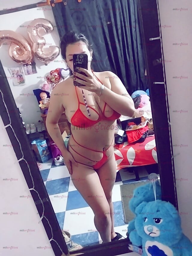 FOTOS DE SOY DAKOTA PELINEGRA PAISA CUERPO REOLOJ DE ARENA TIERNA CABELLO LARGOR