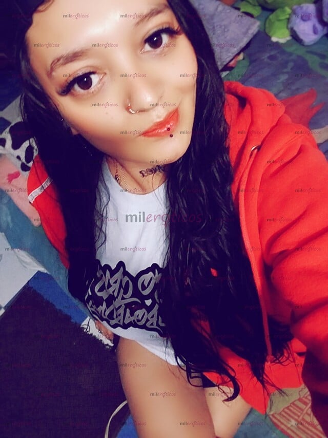 FOTOS DE SOY DAKOTA PELINEGRA PAISA CUERPO REOLOJ DE ARENA TIERNA CABELLO LARGOR