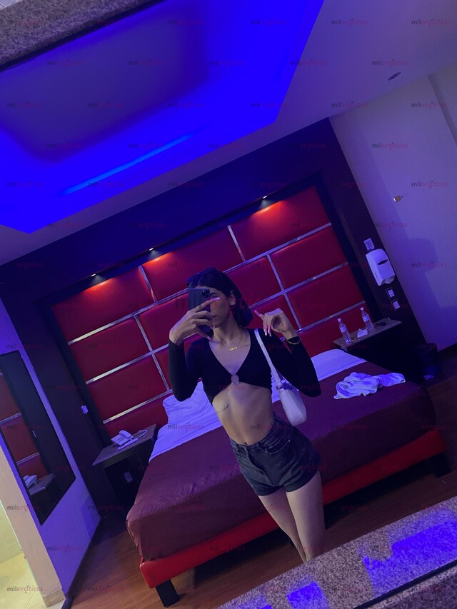 FOTOS DE NICOLE,SÚPER CALIENTE Y LISTA PARA COMPLACERTE