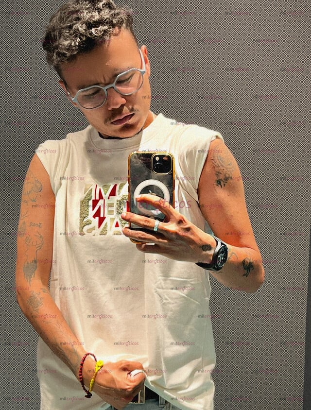 FOTOS DE EMI UN CHICO CON VA GI NA EN MÉXICO POR ÚNICOS DÍAS