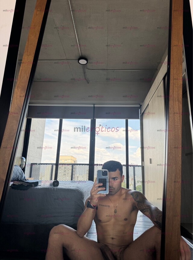 FOTOS DE MACHO BISEXUAL TATUADO VARONIL CALIENTE DISPONIBLE