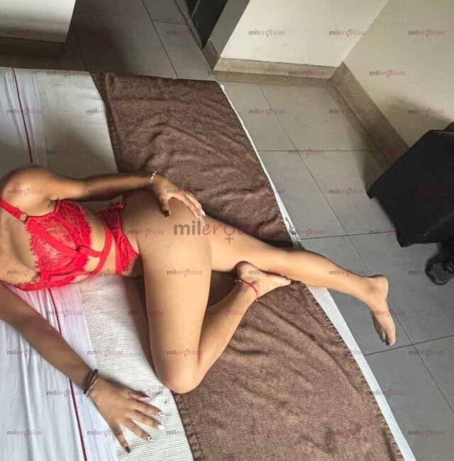 FOTOS DE EMILY DE 21 AÑOS CACHONDA LISTA PARA TI