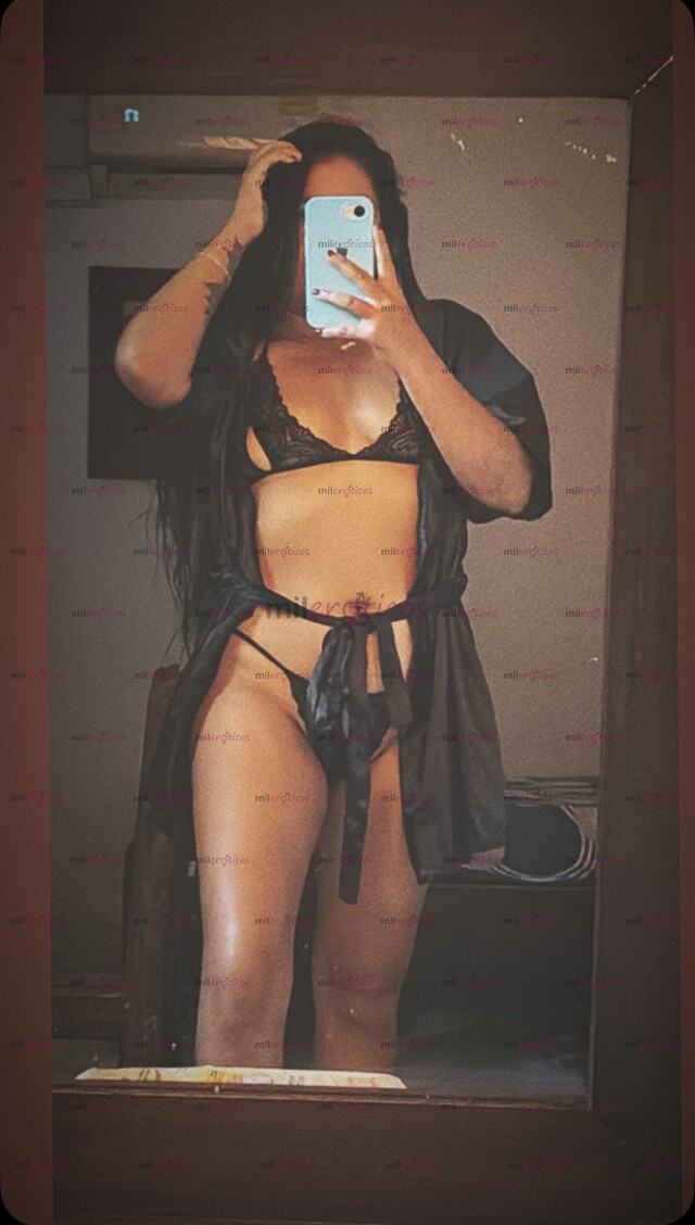 FOTOS DE HOLA MIS AMORES SOY MÍA, LLEGUÉ A TU CIUDAD A COMPLACERTE