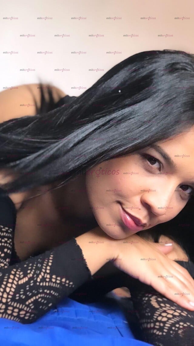 FOTOS DE ALEJANDRA CONMIGO LA PASARAS INCREIBLE SACANDOLE LA LECHE MIENTRAS ME VES