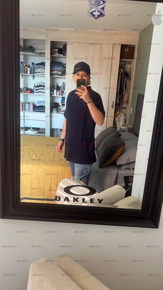 FOTOS DE PARCERO SERIO CON EL CHIMBO PELUDO CON GANAS DE PASAR UN BUEN RATO