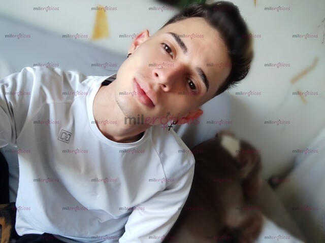 FOTOS DE (TWINKS VERG COMPLACIENTE . A DISFRUTAR BIEN RICO LEE DESCRIPCIÓN?