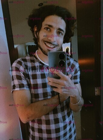 FOTOS DE ERES EXIGENTE? YO IGUAL. $OY EL MÁS BELLAKO QUE TAL NETFLIX&CHILL? ;)