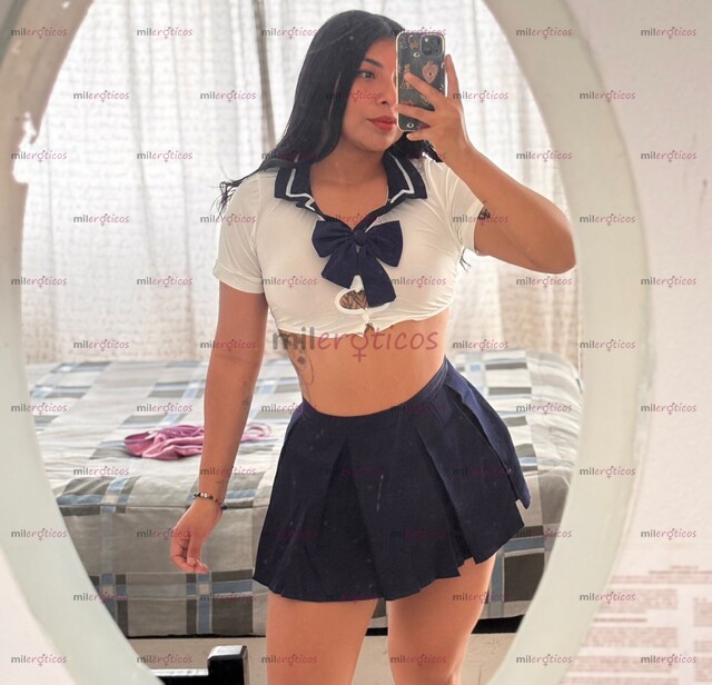 FOTOS DE AMOR TENGO TODO LO QUE NECESITAS JUVENTUD Y BELLEZA DISPONIBLE