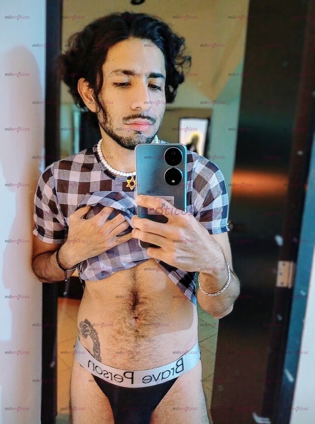 FOTOS DE H O T BELLAKO! A LO QUE VAMOS! OLVIDA A LOS FAROLES, CONMIGO TIENÉS CALIDAD...