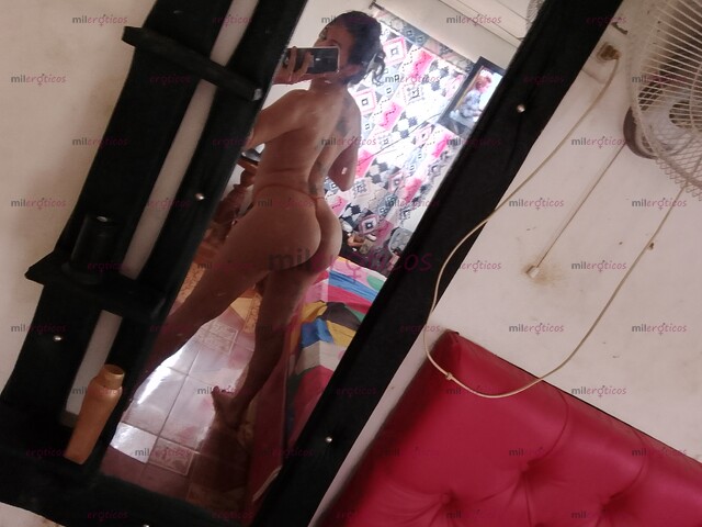 FOTOS DE CHICA TRANS VERSÁTIL CON SENOS GRANDES Y COLA GRANDE ARDIENTE COMPLACIENTE