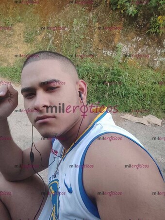 FOTOS DE UNIVERSITARIO OSO VERGÓN, COMPLACIENTE, PARA TODO TIPO DE FANTASÍAS Y FETICHES.