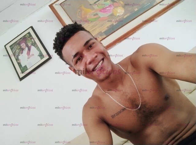 FOTOS DE HOLA SOY MARLON COSTEÑO DE 24CM DE VERGA LECHERA