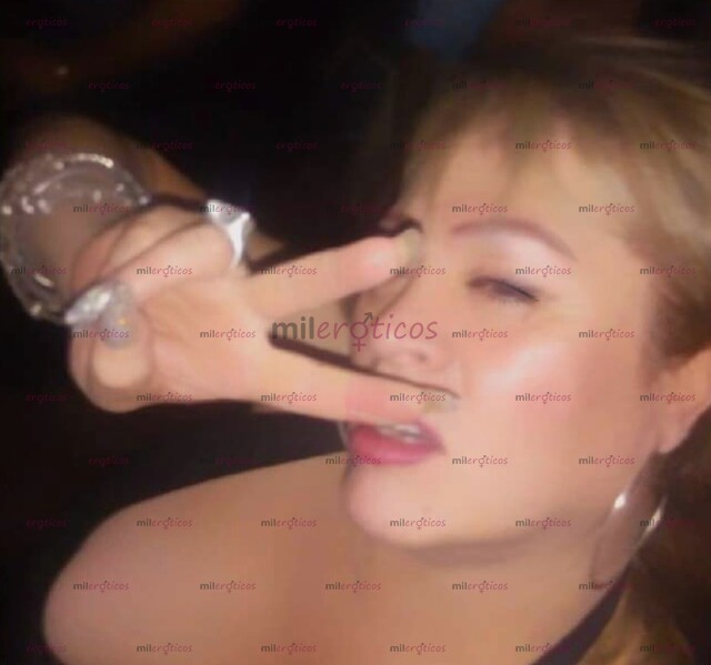 FOTOS DE ESTÁS CALIENTE Y QUIERES ? . ESCORT SHEMALE . MÍA