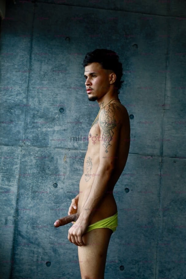 FOTOS DE KEVIN NEA VERSATIL VERGON Y CON BUEN CULO LECHERO DISPUESTO A COMPLACERTE