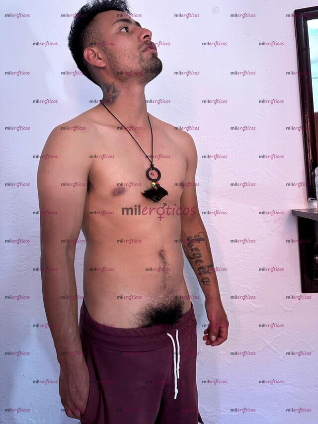 FOTOS DE JOVEN ESTUDIANTE VERGON BELLUDO A LA DIPOCISION Y A LA ORDEN