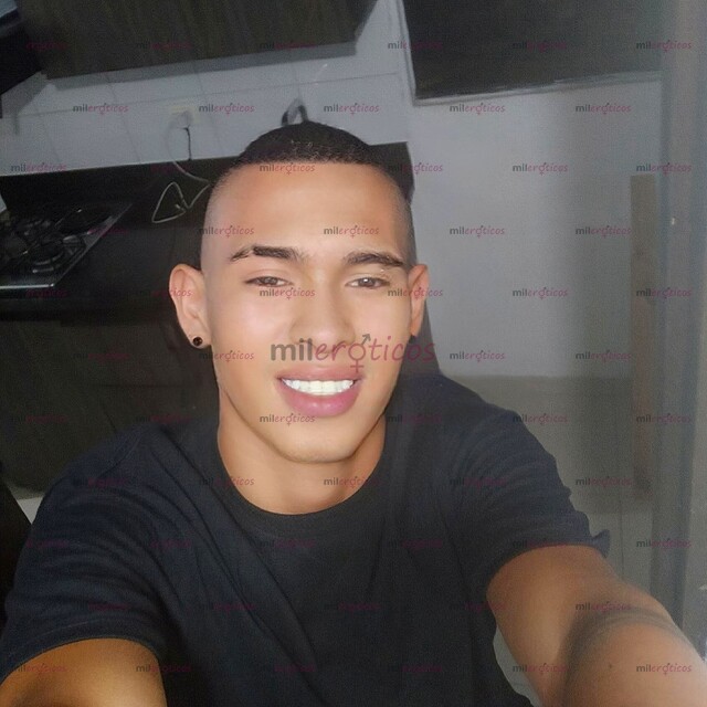 FOTOS DE NEA IMDOMABLE HETERO CABRON DOMANDO CULOS GOLOSOS 100%DOMINATE