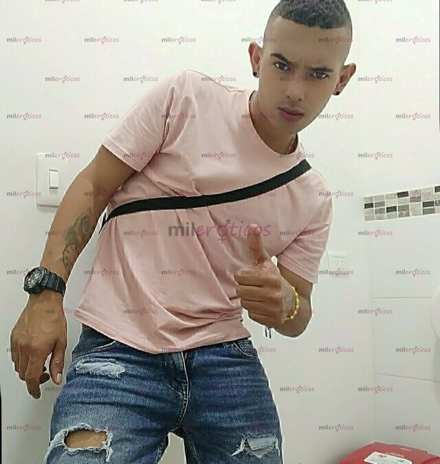 FOTOS DE NEA IMDOMABLE HETERO CABRON DOMANDO CULOS GOLOSOS 100%DOMINATE