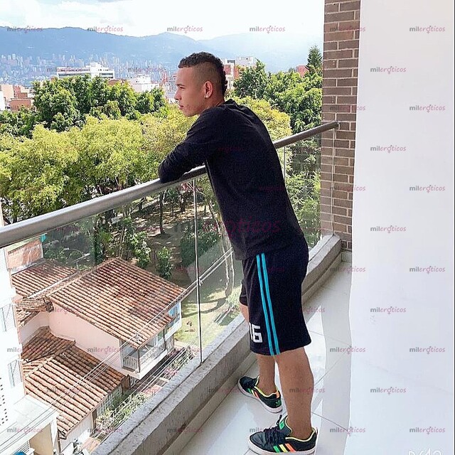 FOTOS DE NEA IMDOMABLE HETERO CABRON DOMANDO CULOS GOLOSOS 100%DOMINATE