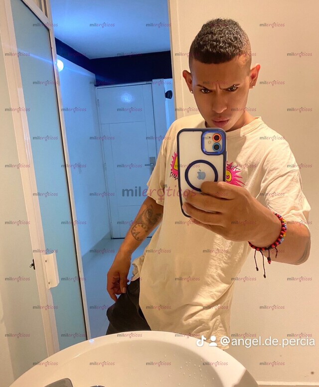 FOTOS DE NEA IMDOMABLE HETERO CABRON DOMANDO CULOS GOLOSOS 100%DOMINATE