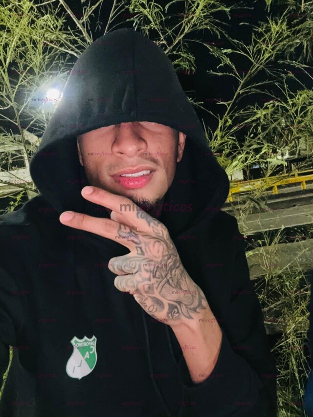 FOTOS DE HOLA ME LLAMO KEVIN CHICO ALTO DESCOMPLICADO Y COMPLACIENTE,DESEAS SABER MÁS