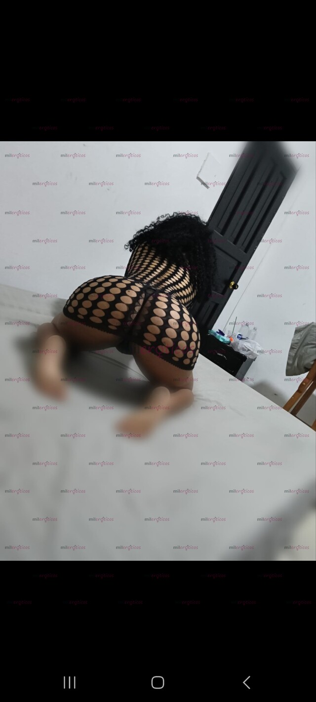 FOTOS DE DIVINA MORENA CALEÑA RECIEN LLEGADA DESEOSA DE UN RICO ANALLLLLLLLLL .