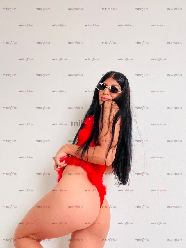 FOTOS DE PERRITA FLAQUITA CACHONDA CON GANAS DE LECHITA