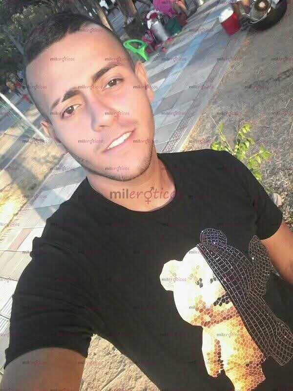 FOTOS DE COSTEÑO VERGON CON 22CM DE PLACER QUIERE PARTIRTE EL CULO Y DETONANTE MALITA PRR