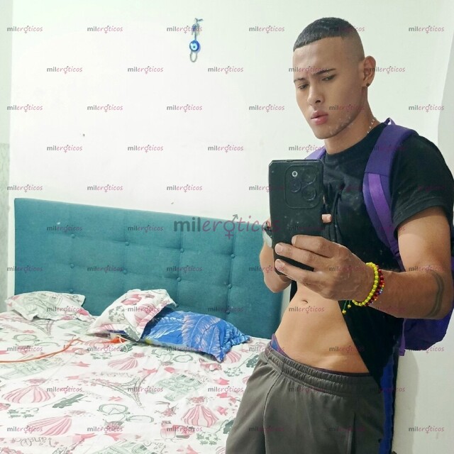 FOTOS DE NEA IMDOMABLE HETERO CABRON DOMANDO CULOS GOLOSOS 100%DOMINATE