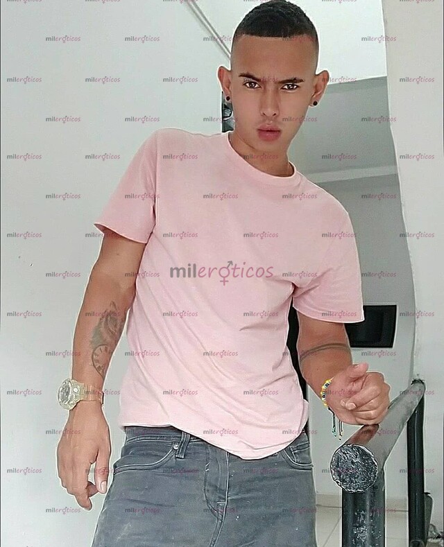 FOTOS DE NEA IMDOMABLE HETERO CABRON DOMANDO CULOS GOLOSOS 100%DOMINATE