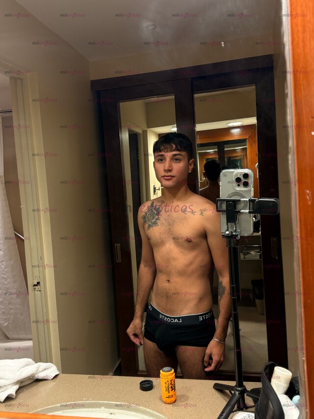 FOTOS DE ROMPO CULOS CON MI ENORME CURVA Y CABEZONA VERGA 20CM