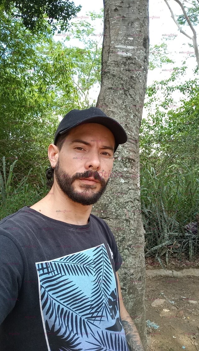 FOTOS DE MASAJISTA SCORT DISPONIBLE RELAJATE CON UN BUEN MASAJE