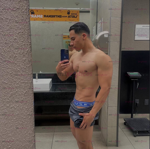 FOTOS DE DISPONIBLE POR POCO TIEMPO CONTACTAME Y PASEMOS UN RICO MOMENTO JUNTOS