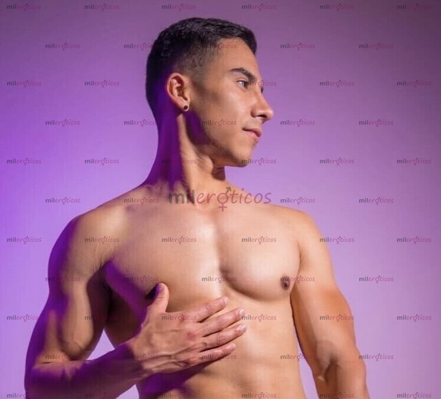 FOTOS DE SOY VERSÁTIL CON BUENAS NALGAS, VERGA Y UN CULO QUE DESEARÁS COMERTE