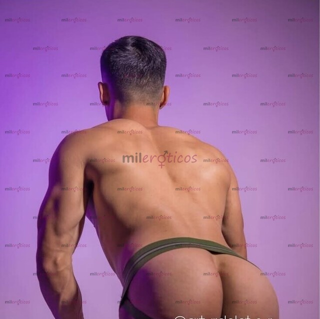 FOTOS DE SOY VERSÁTIL CON BUENAS NALGAS, VERGA Y UN CULO QUE DESEARÁS COMERTE