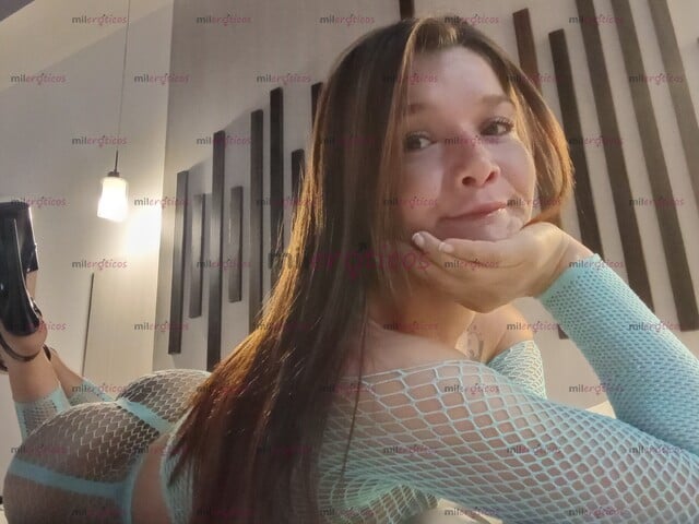 FOTOS DE TE GUSTA UNA CHICA DELGADA CON ABDOMEN LINDO Y BUEN CULO AQUÍ ESTOY