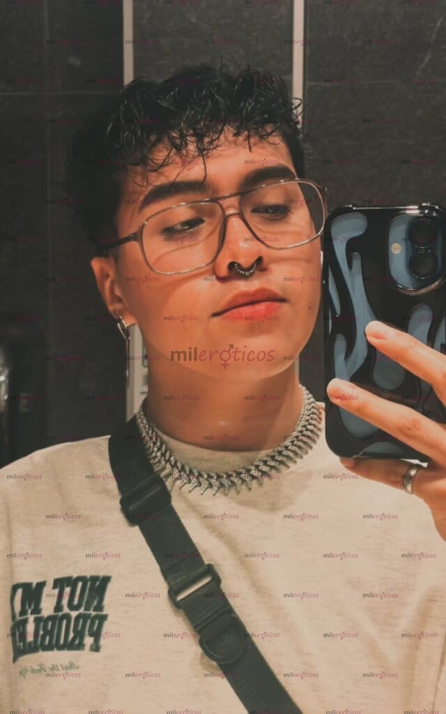 FOTOS DE MARCO 19, DISPUESTO A TODO Y LO QUE PIDAN. MUCHAS GANAS DE APRENDER Y CONOCER