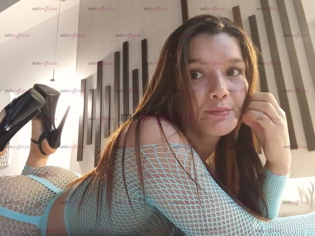 FOTOS DE TE GUSTA UNA CHICA DELGADA CON ABDOMEN LINDO Y BUEN CULO AQUÍ ESTOY