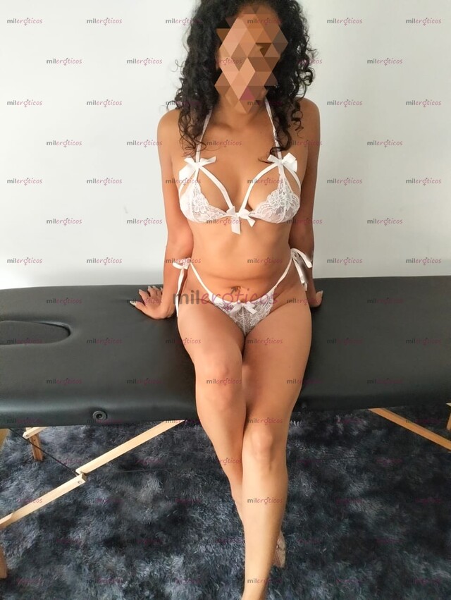 FOTOS DE FLAQUITA JUGUETONA, SEXY, CACHONDA Y COMPLACIENTE
