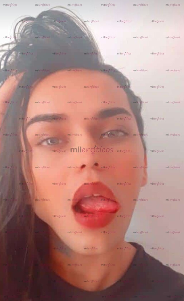 FOTOS DE CHICA TRANSEXUAL, MUY CALIENTE, GUARRA,TRAGONA,LACTOSA,GAROSA.