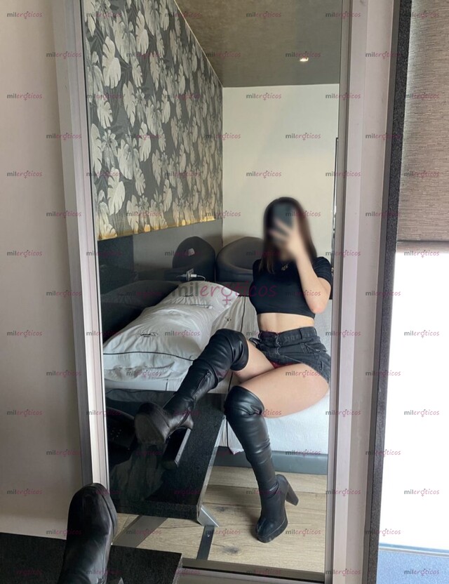 FOTOS DE CATALINA, JOVEN Y MUY BONITA ! EL CUERPO MÁS SEXY . SERVICIO VIP