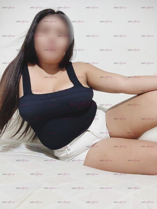 FOTOS DE PRECIOSA JOVENCITA CURVY TETONCITA NATURAL CARA BONITA