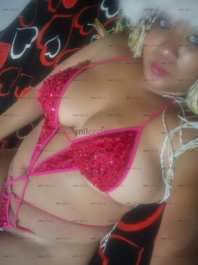 FOTOS DE UNA MORENITA HERMOSA DE CUERPO NATURAL .