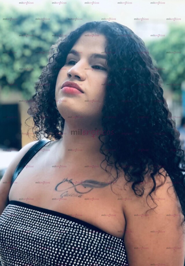 FOTOS DE TENGO LO QUE BUSCAS, BONITA, NALGAS RICAS Y UN CARAMELO RIQUÍSIMO