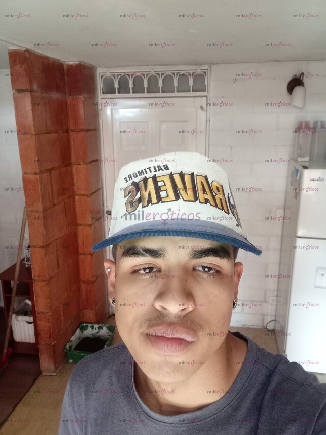 FOTOS DE SERVIOS PARA DAMA CHICO DE 18 AÑOS DISPUESTO A SATISFACER DAMAS QUE LO NECESITEN