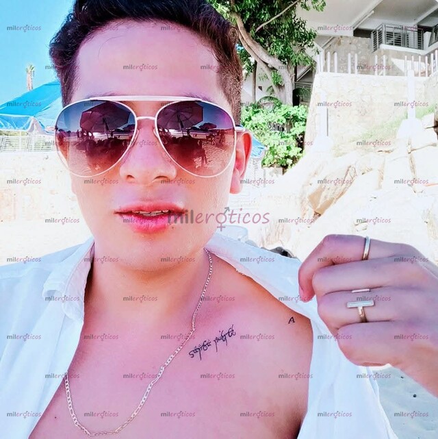 FOTOS DE CHICO COMPLACIENTE, PLACENTERO Y DISCRETO