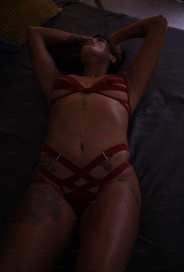 FOTOS DE LATINA DE LUJO LUXURY LATIN ESCORT TU MEJOR COMPAÑÍA