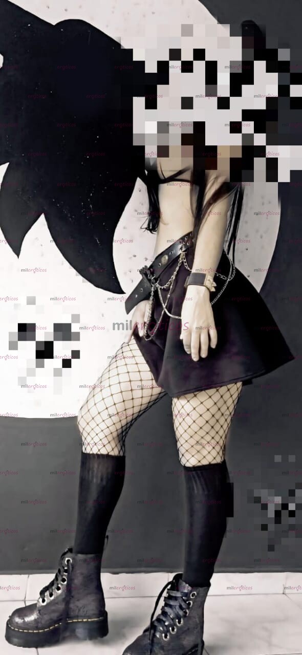 FOTOS DE FLACA DELICIOSA ESBELTA SENOS REDONDITOS PARADITOS COLA REDONDITA