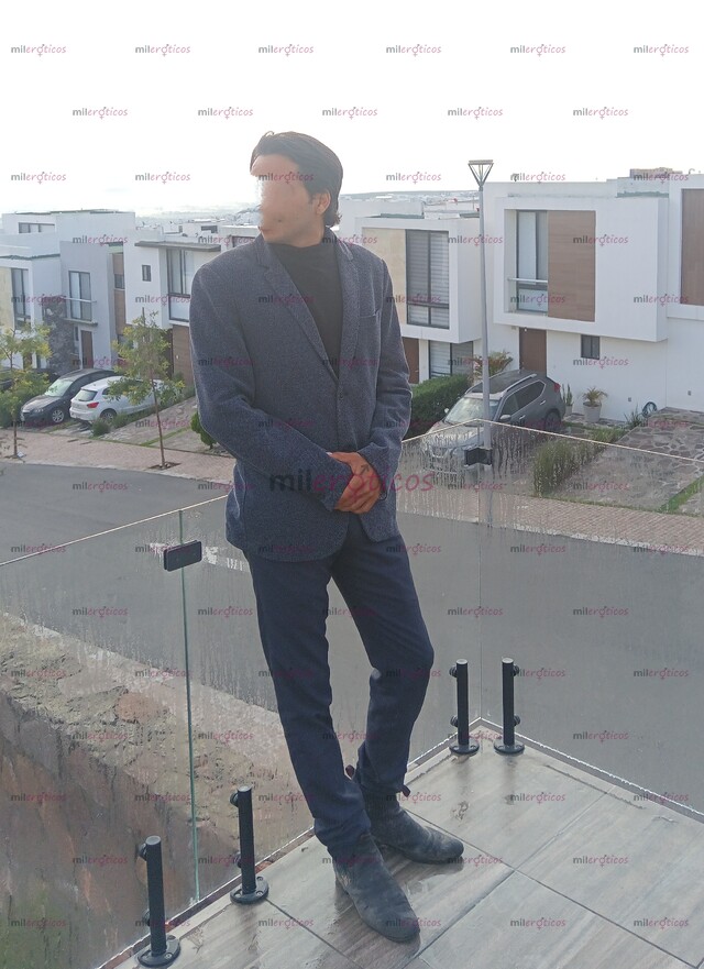 FOTOS DE JOVEN ESTUDIANTE MANOS DE SEDA LA MEJOR OPCIÓN PARA QUE TE RELAJES VIP